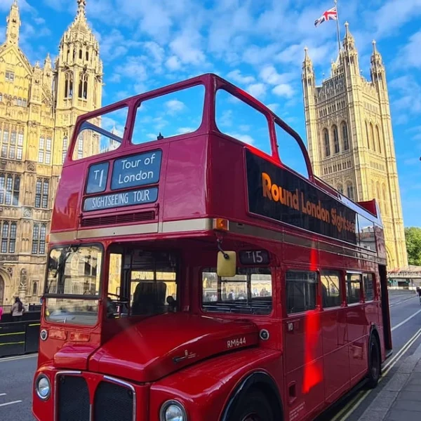 Guided Sightseeing Tour on a Vintage